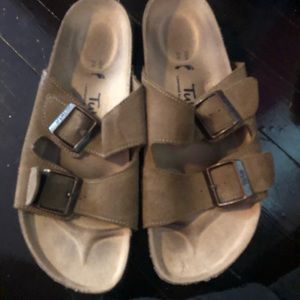 Tula sandals